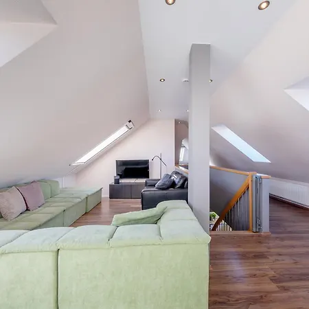 6 East Holiday home